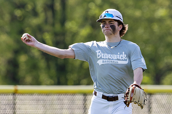 baseball_3rds_2023-04-26_dburns_5801