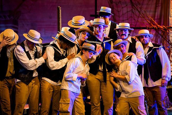 hmspinafore_springmusical25_sat2_us_ah_0087