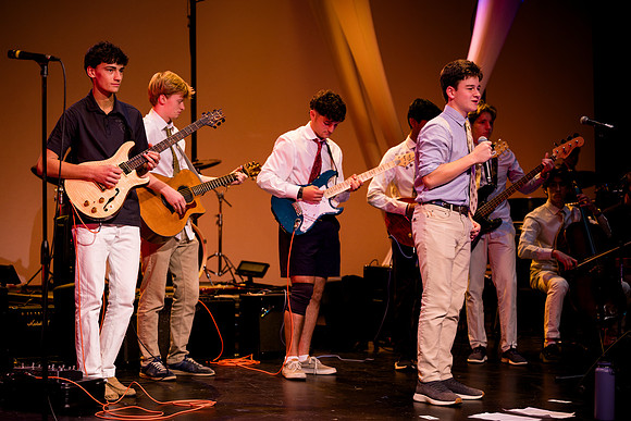 fallconcert26_us_ah_0046