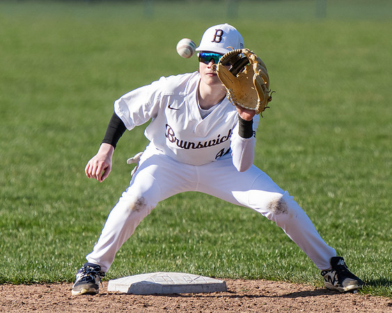 baseball_jv_2023-04-03_dburns_9189