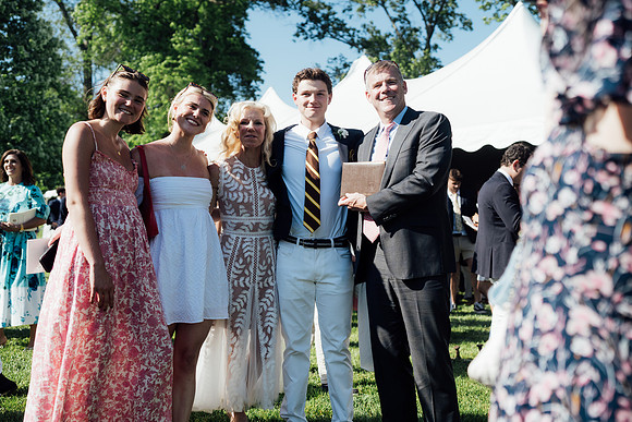 graduation24_post_jk_4013