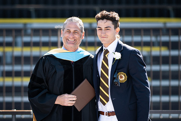 graduation23_diploma_wkl2_9294