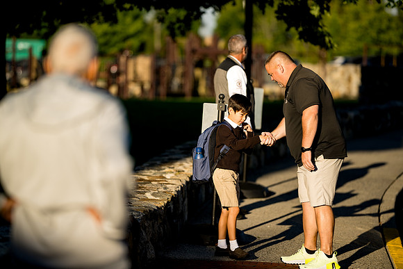 handshake_ls_2026-09-08_ah_0072
