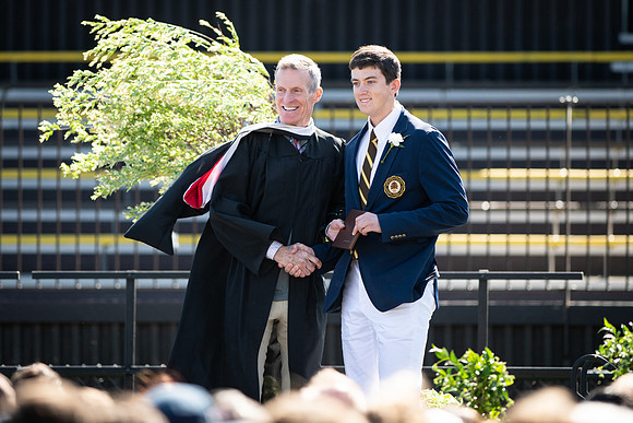 graduation23_diploma_wkl2_9232b