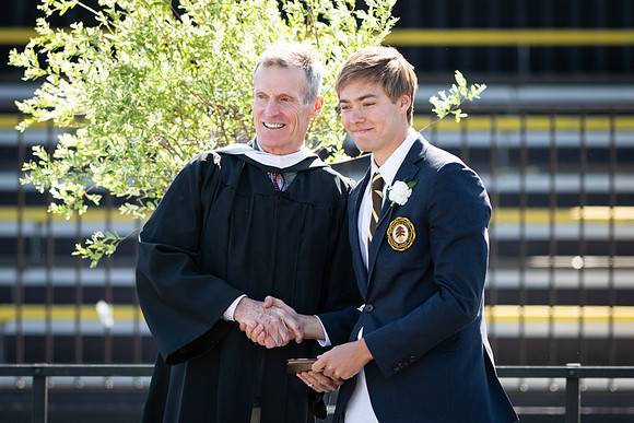 graduation23_diploma_wkl2_9214