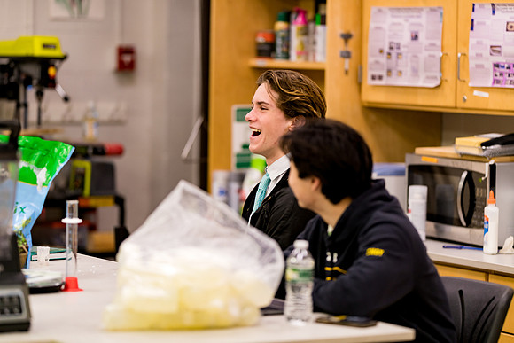 candids_us_2023-02-14_ah_0118