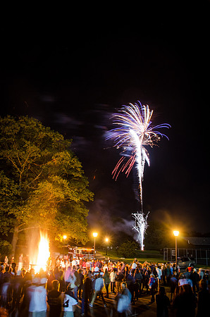 hc15_bonfireworks15_wkl_3397