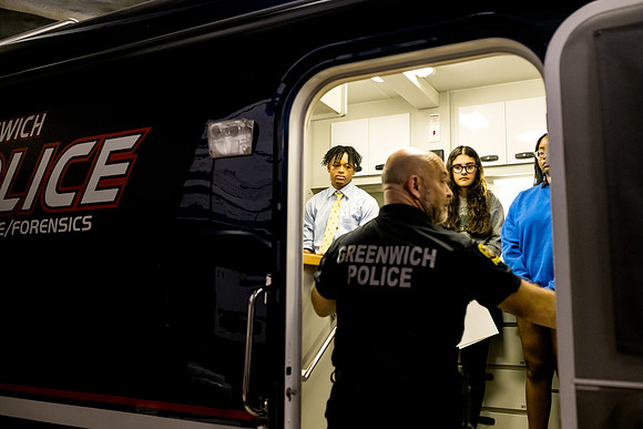 greenwichpolice_us_ah_0016