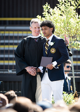 graduation23_diploma_wkl2_9193b