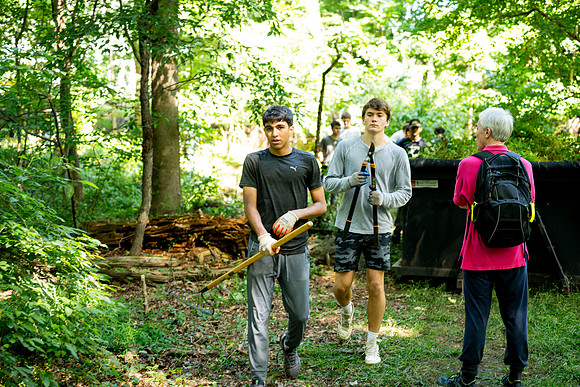 classtrip26_gr11_binneypark_ah_0072