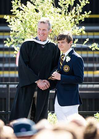 graduation23_diploma_wkl2_9298b