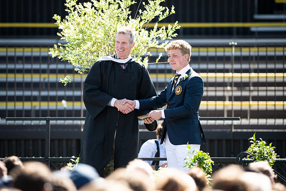 graduation23_diploma_wkl2_9242
