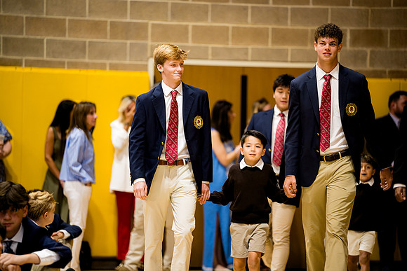 firstday26_assembly_ah_0221