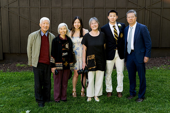 graduation23_post_ah_0467