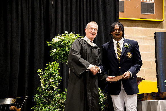 graduation25_diploma_ah_0640
