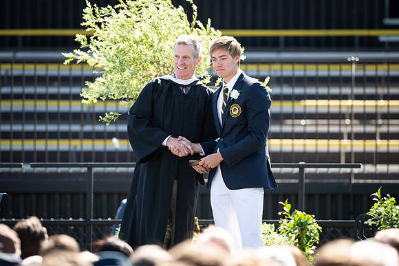 graduation23_diploma_wkl2_9213