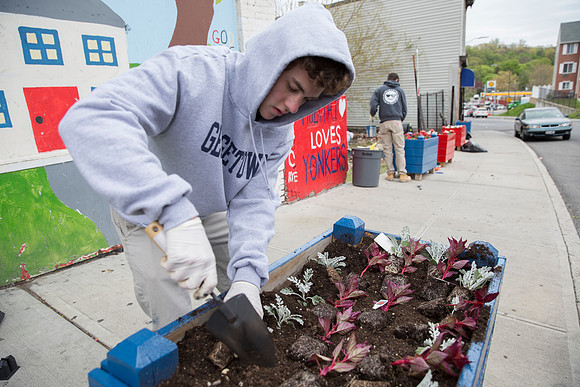 commserv16_habitatforhumanity_mg_6996