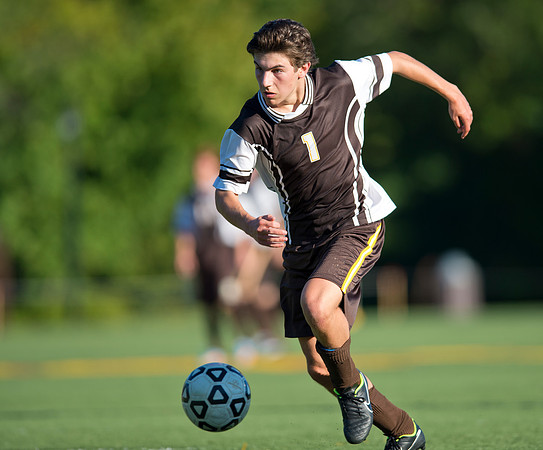 homecoming14_soccer_3rdsbrown_db_9607