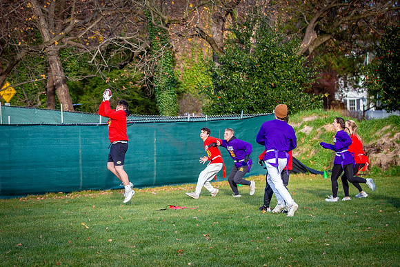 turkeybowl24_us_jfess2_1451