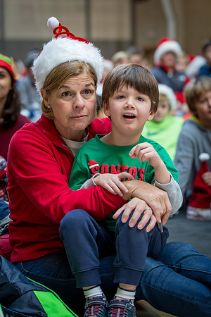 holiday_allschool16_jfess_6790