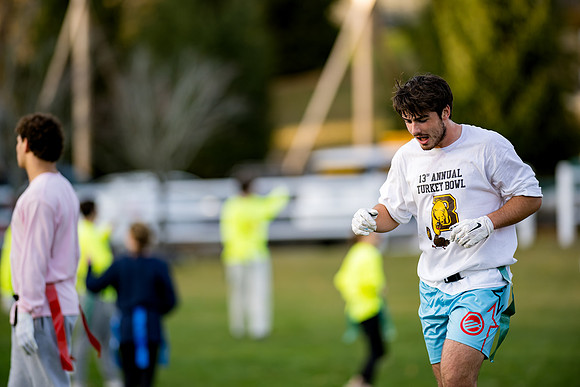 turkeybowl24_us_ah_0101