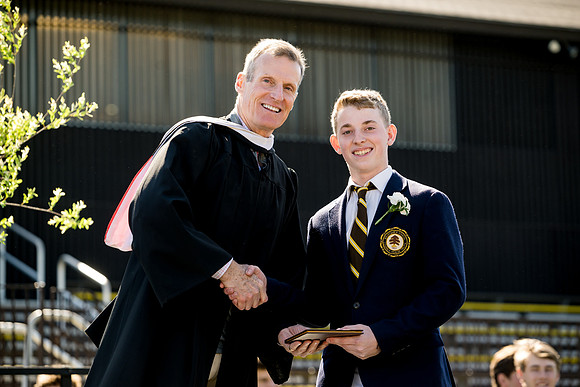 graduation23_diploma_ah_0239