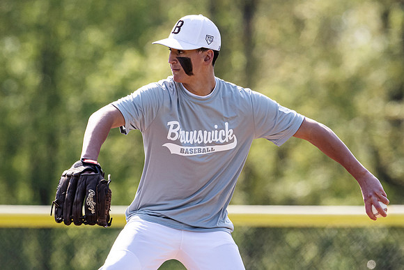 baseball_3rds_2023-04-26_dburns_5608