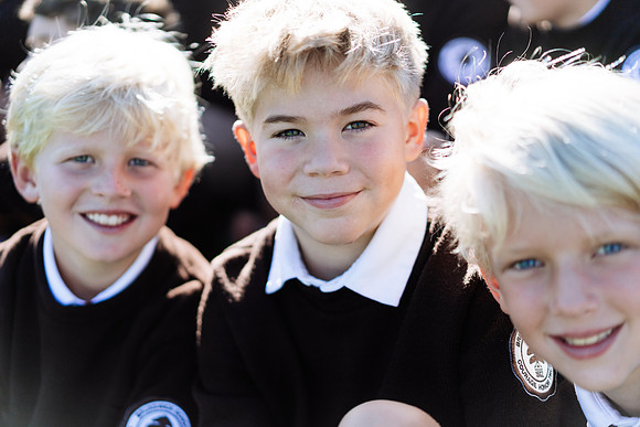 firstday26_assembly_jk_7546