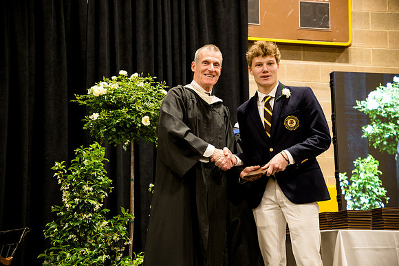 graduation25_diploma_ah_0709