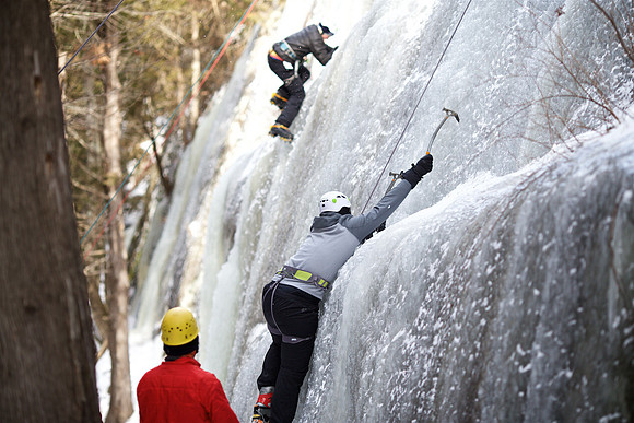 campdudley16_iceclimbing_bd_5666