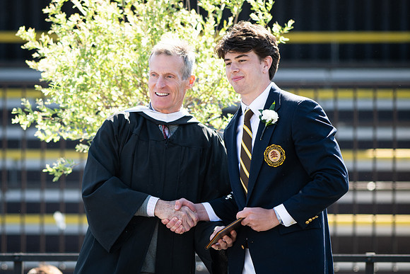 graduation23_diploma_wkl2_9221