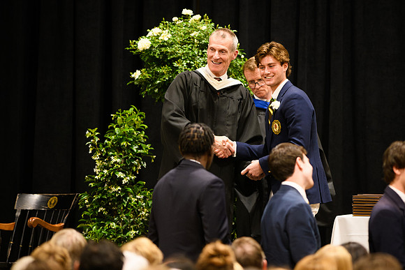 graduation25_diploma_wkl1_4808