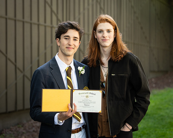 graduation23_post_wkl1_1685