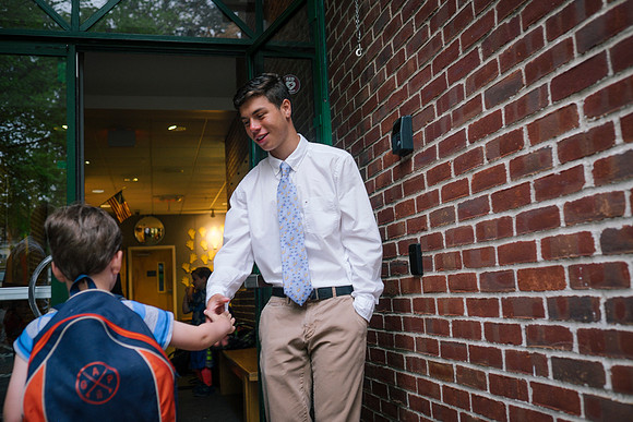 handshake_ps_jk_7595