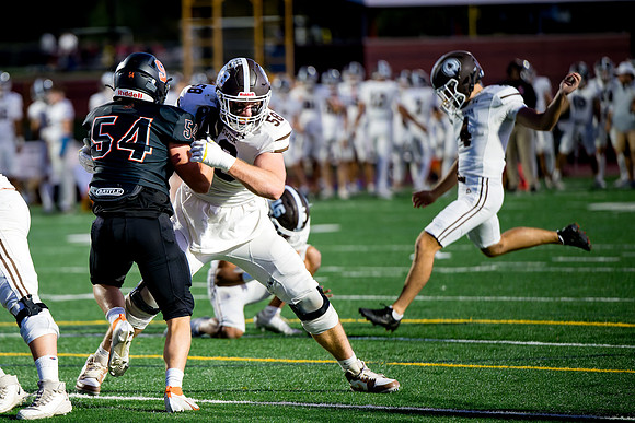 football_2024-10-12_ah_0106