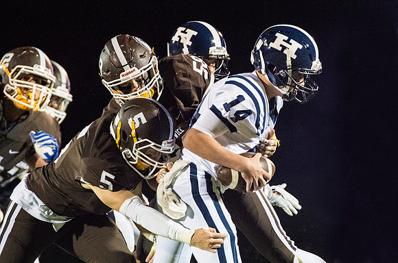 football_2016-09-24_dburns_0470