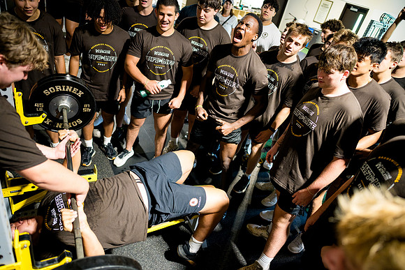 football_liftforlife25_ah_0182