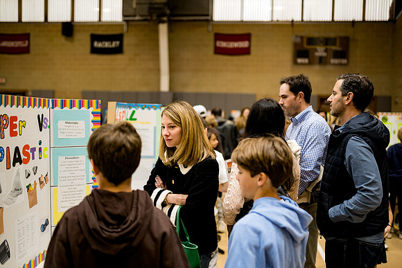 sciencefair23_ms_ah_0005