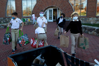 thanksgiving21_fooddrive_ls_gh_0024