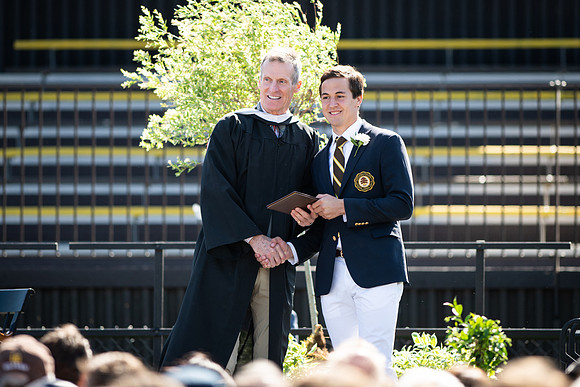 graduation23_diploma_wkl2_9208