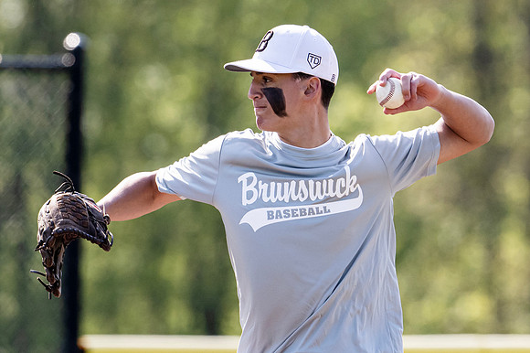 baseball_3rds_2023-04-26_dburns_5612