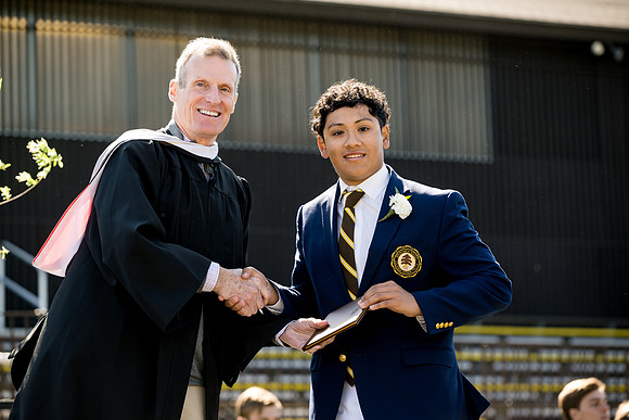 graduation23_diploma_ah_0230