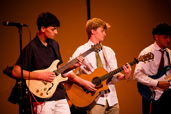 fallconcert26_us_ah_0057