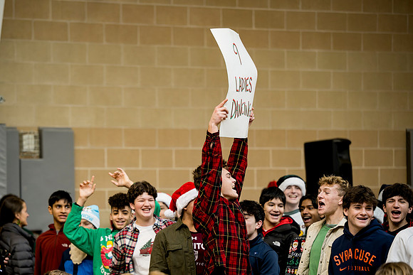 holiday_assembly24_ah_0495_1