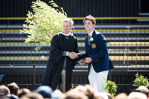 graduation23_diploma_wkl2_9227