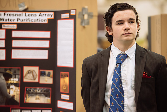 sciencefair15_us_hprescott_0043