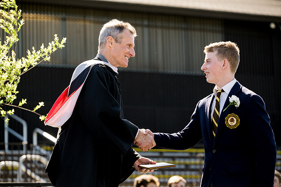 graduation23_diploma_ah_0238