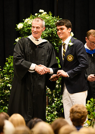 graduation25_diploma_wkl1_5075
