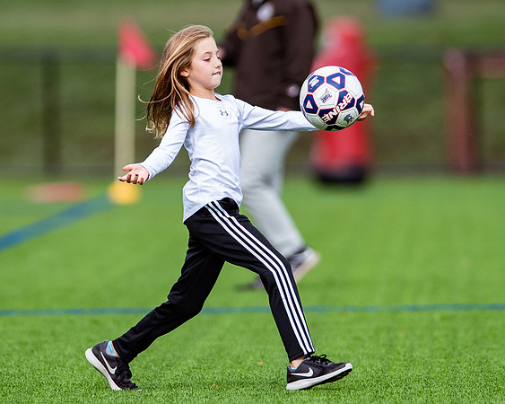 hc18_alumni_soccer_dburns_4847