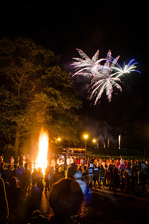 hc15_bonfireworks15_wkl_3383
